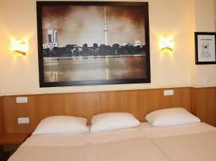 Hotel Altan 3*