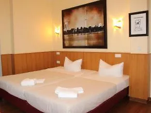 Altan Hotel
