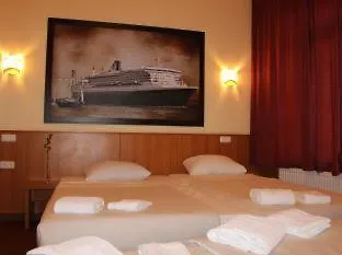 Altan 3* Hamburg