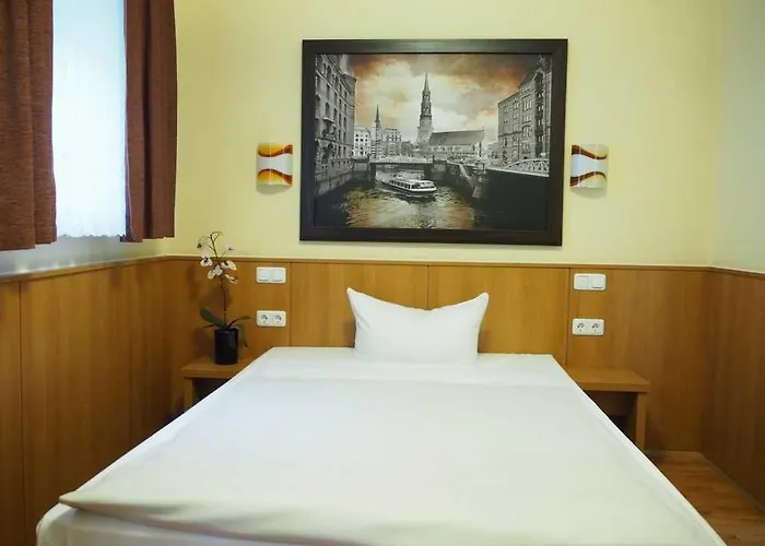 Altan Hotel