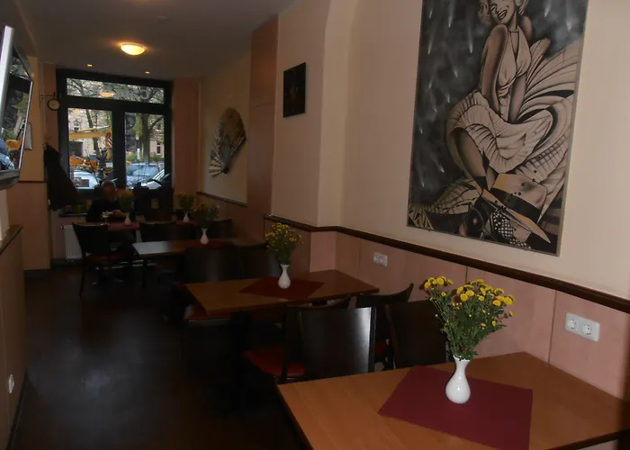 Altan Hotel 3*