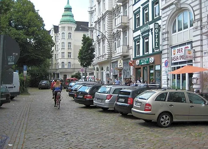 Hotel Altan