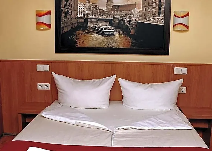 Altan Hotel 3*