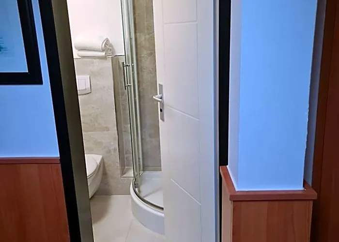 Altan Hotel 3*